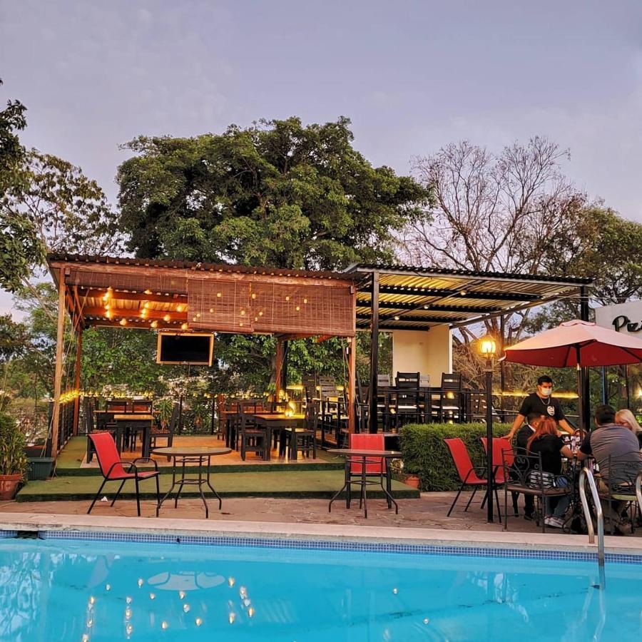 Villa Napoli Santa Ana Buitenkant foto