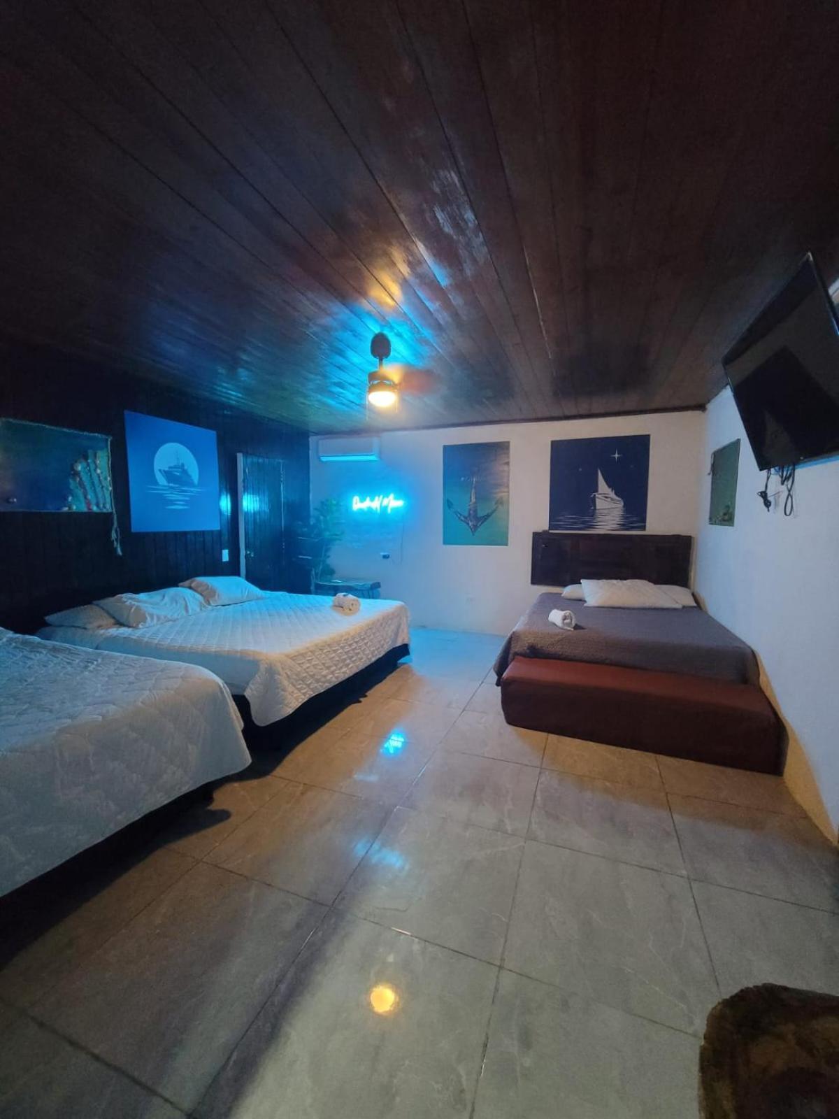 Villa Napoli Santa Ana Buitenkant foto